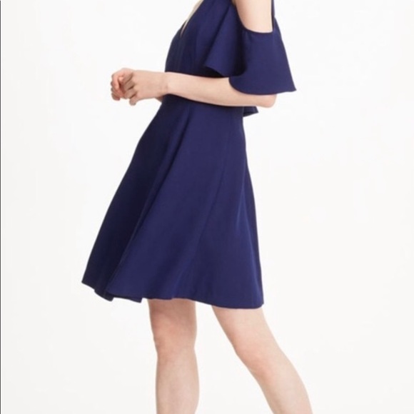 Club Monaco Pernille Cold Shoulder Dress US4 - Picture 3 of 6